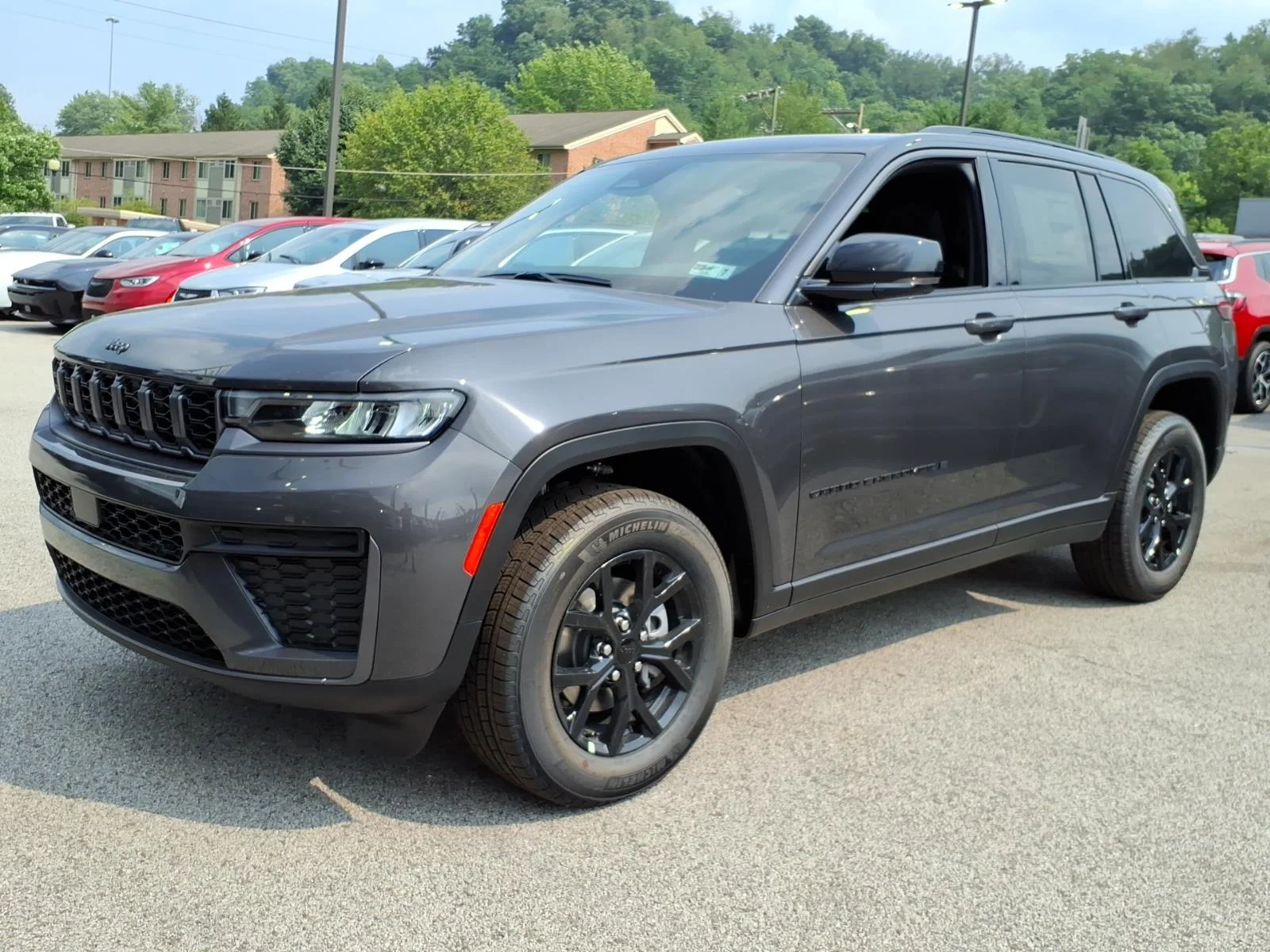 New 2026 Baltic Gray Metallic Clearcoat Jeep Altitude image 2