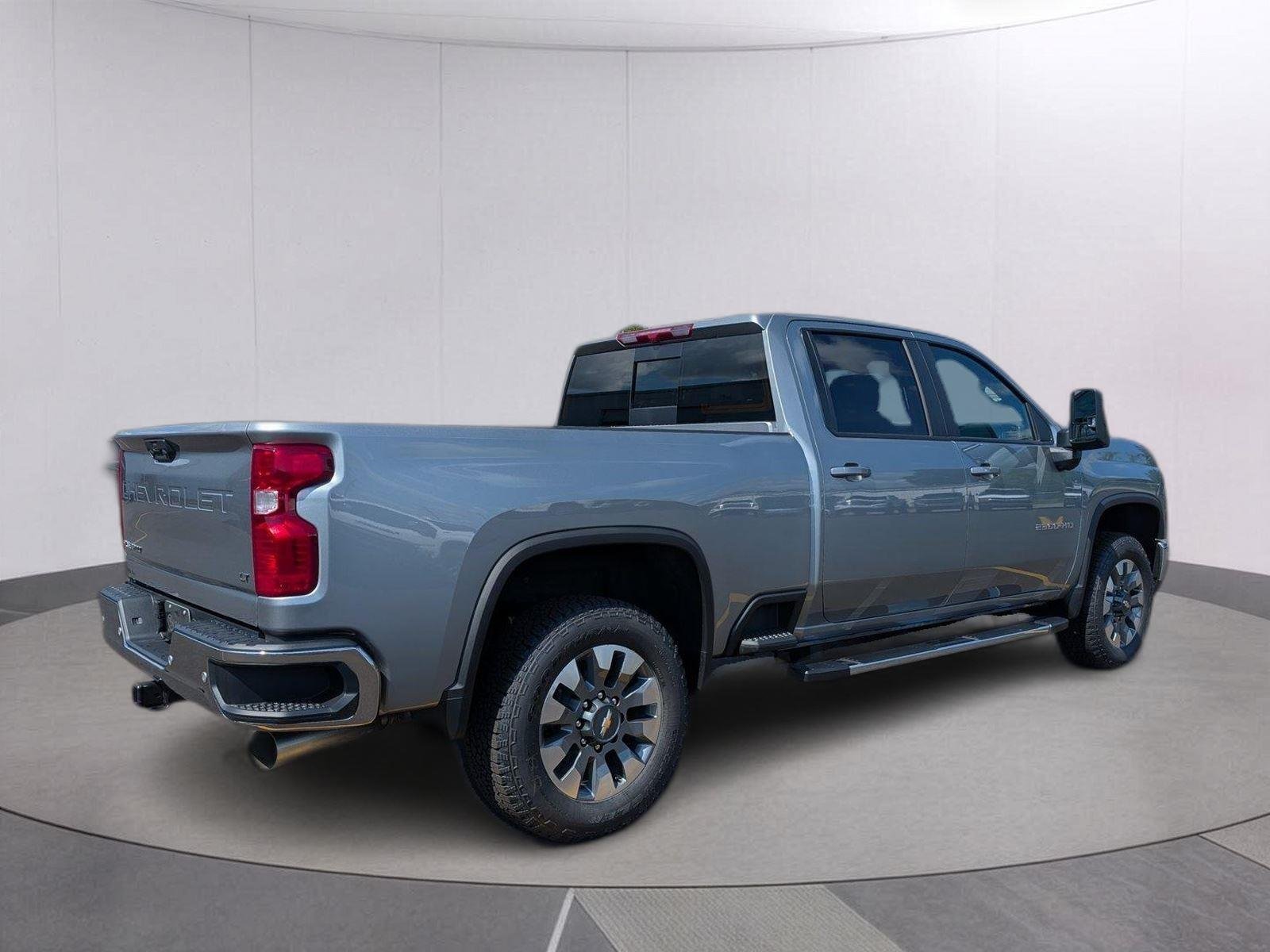 New 2026 Sterling Gray Metallic Chevrolet LT image 3