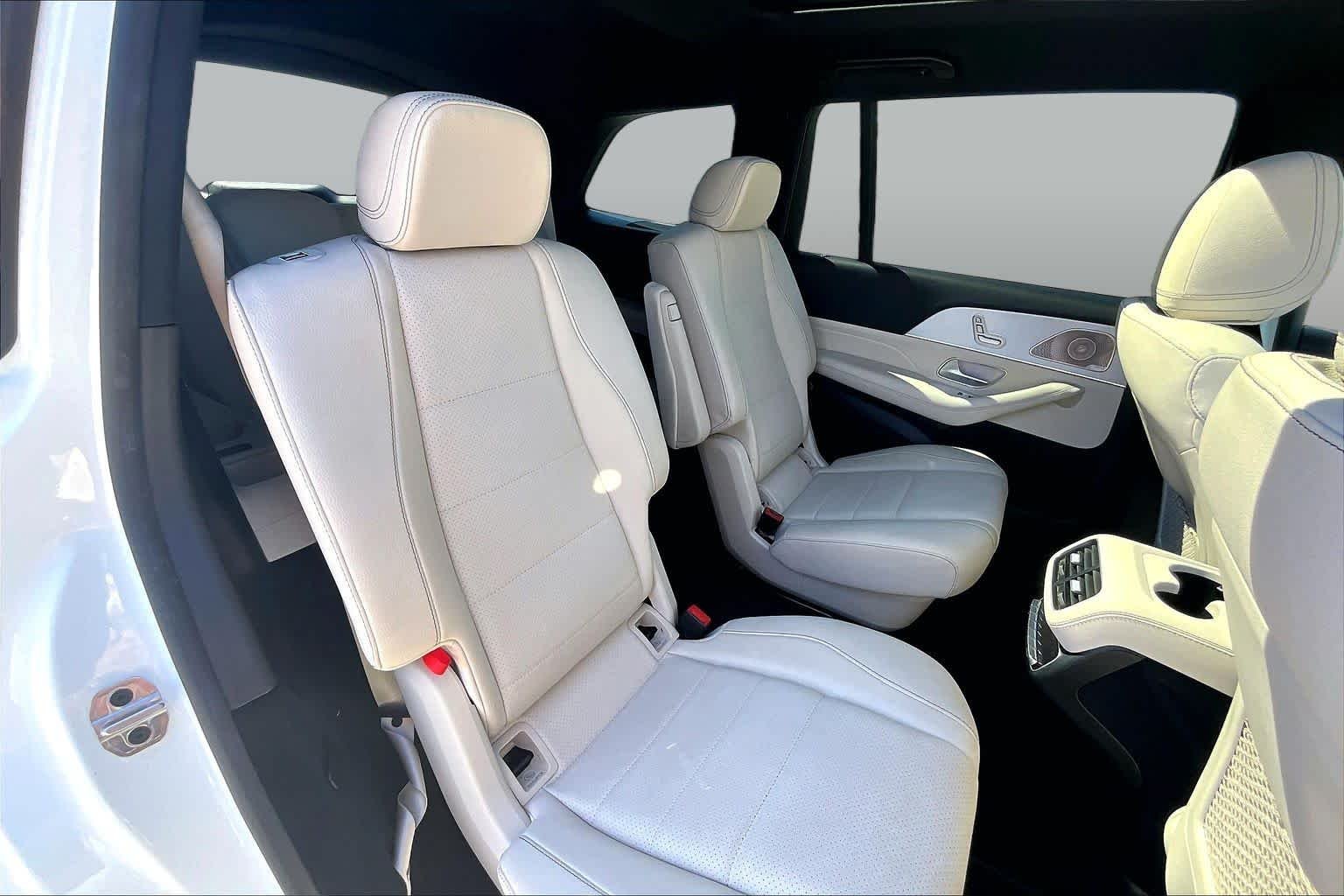 Used 2025 Polar White Mercedes-Benz GLS 450 image 20