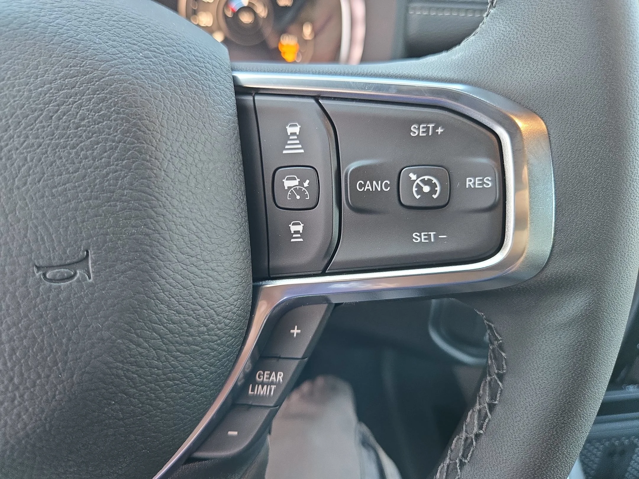New 2026 Bright White Clearcoat Ram Laramie image 33