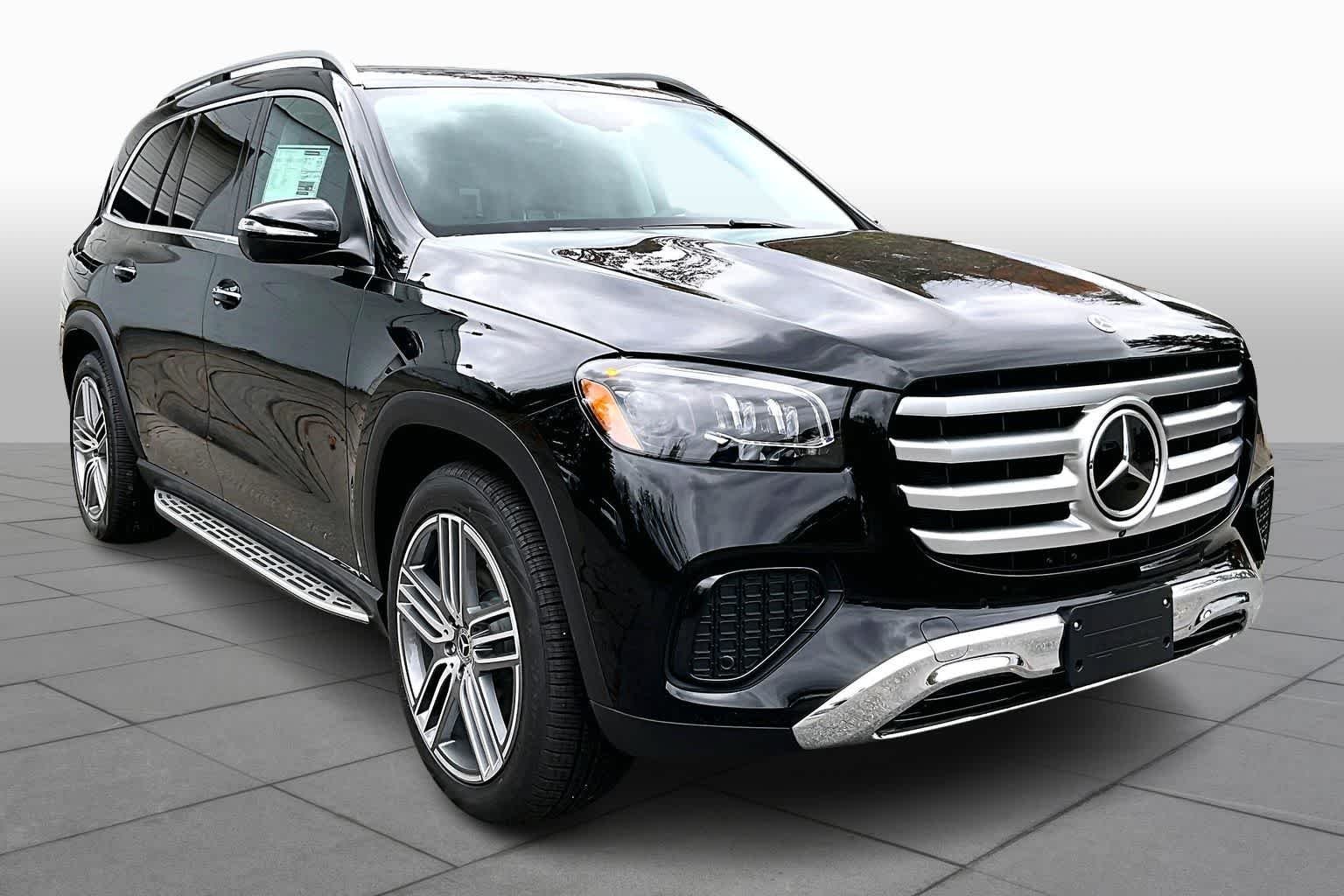 New 2026 040/Black Mercedes-Benz GLS 450 image 2