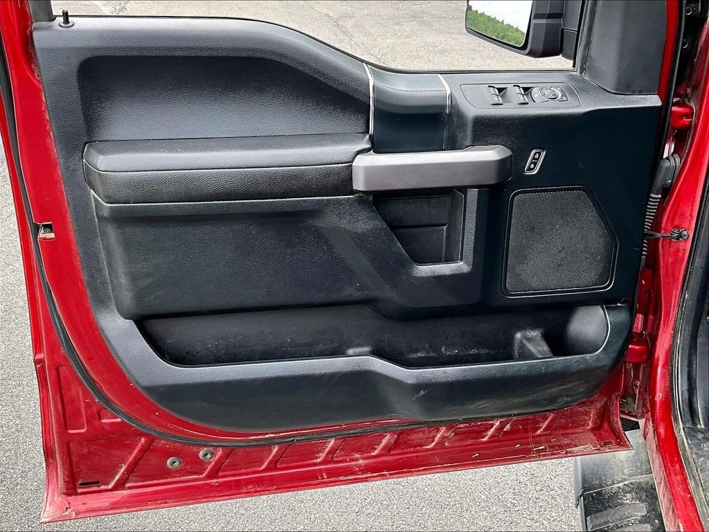 Used 2020 Rapid Red Metallic Tinted Clearcoat Ford XLT image 9
