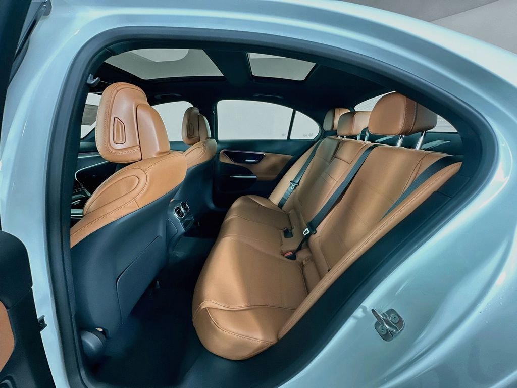 New 2026 Polar White Mercedes-Benz C 300 image 25