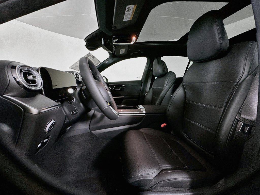 New 2027 Graphite Grey Metallic Mercedes-Benz GLC 300 image 21