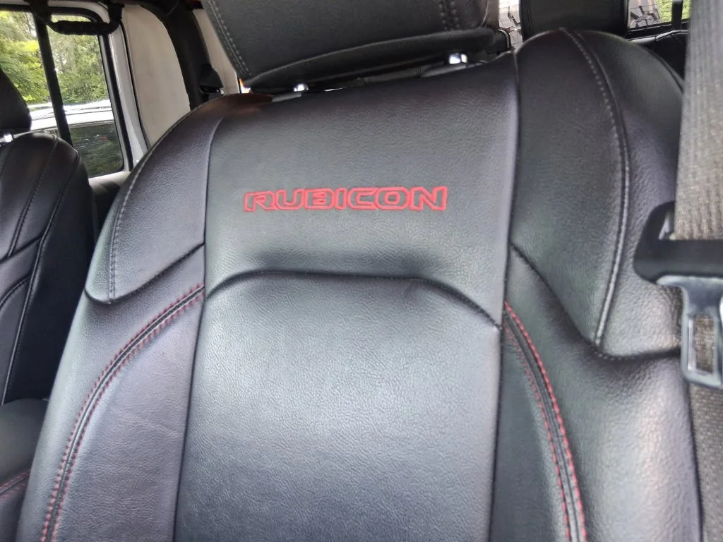 Used 2020 White Jeep Rubicon image 10