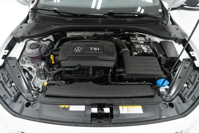 2027 Volkswagen Jetta GLI Autobahn - Photo 32