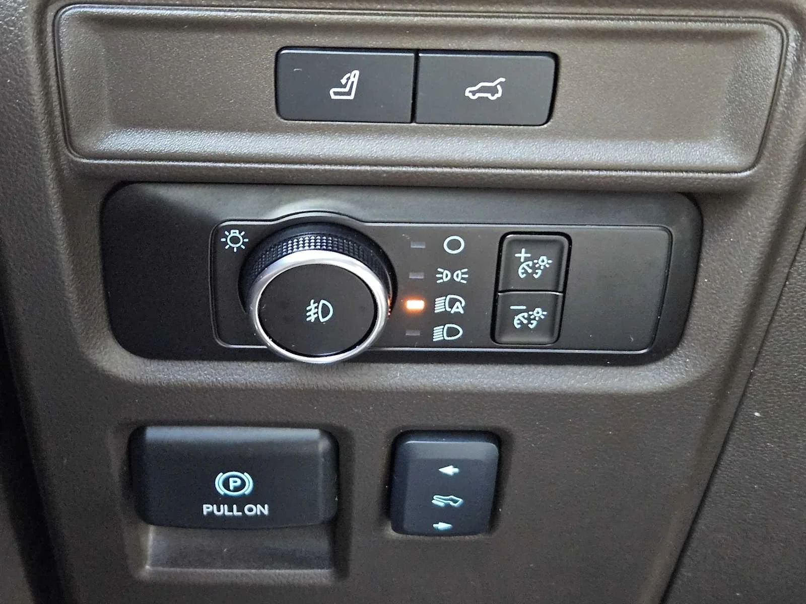 Used 2024 Agate Black Metallic Ford King Ranch image 16