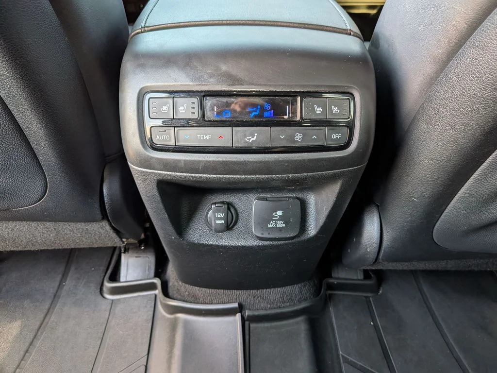 Used 2024 Silver Hyundai Calligraphy image 32