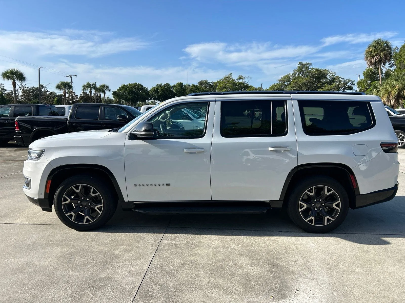 Used 2023 Bright White Clearcoat Jeep Series III image 2