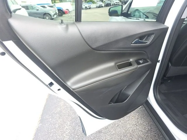 Used 2024 Beige Chevrolet Premier image 26