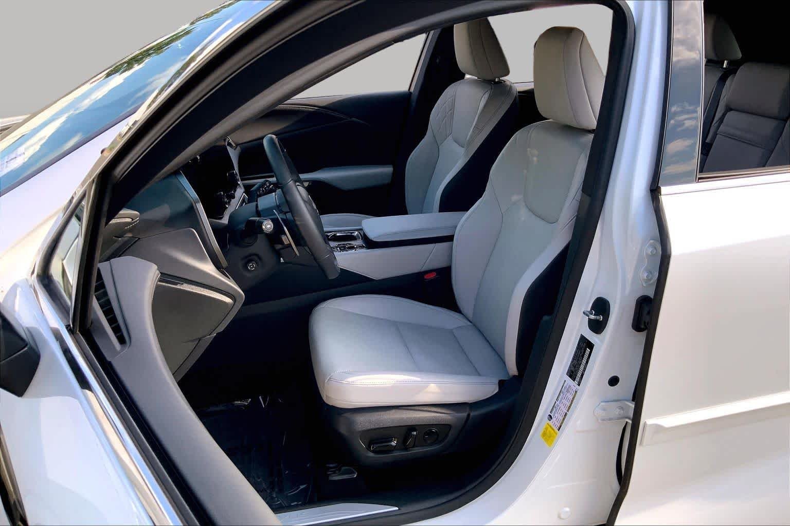 Certified Used 2024 EMINENT WHITE PEARL Lexus Premium image 8
