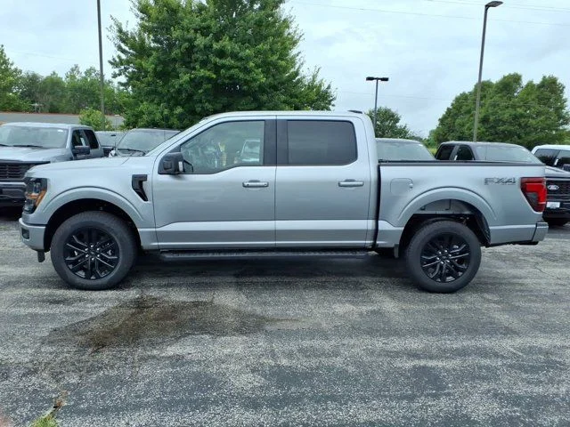 New 2026 Silver Ford XLT image 3