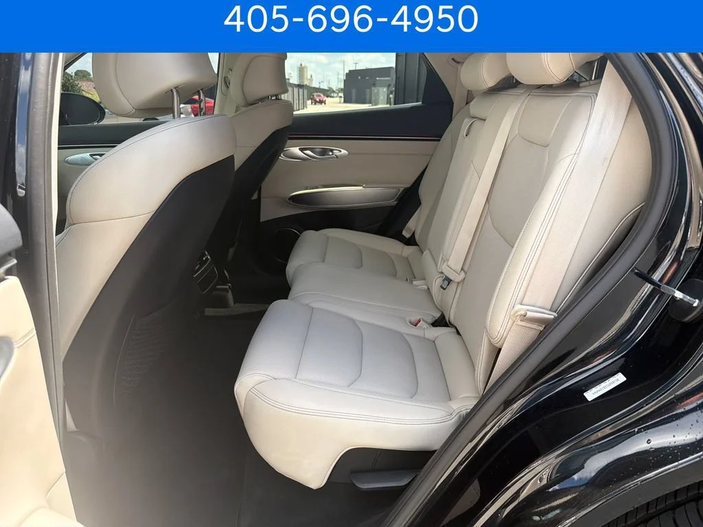 Certified Pre-Owned 2026 Genesis GV70 2.5T Select