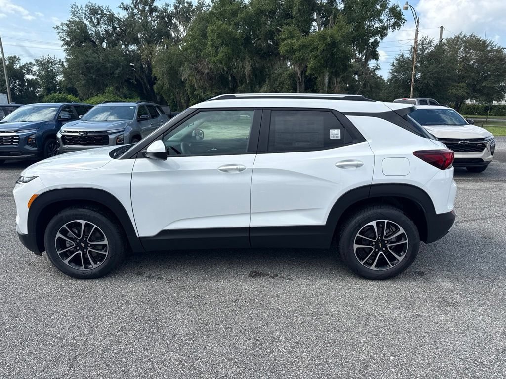 New 2026 Summit White Chevrolet LT image 7