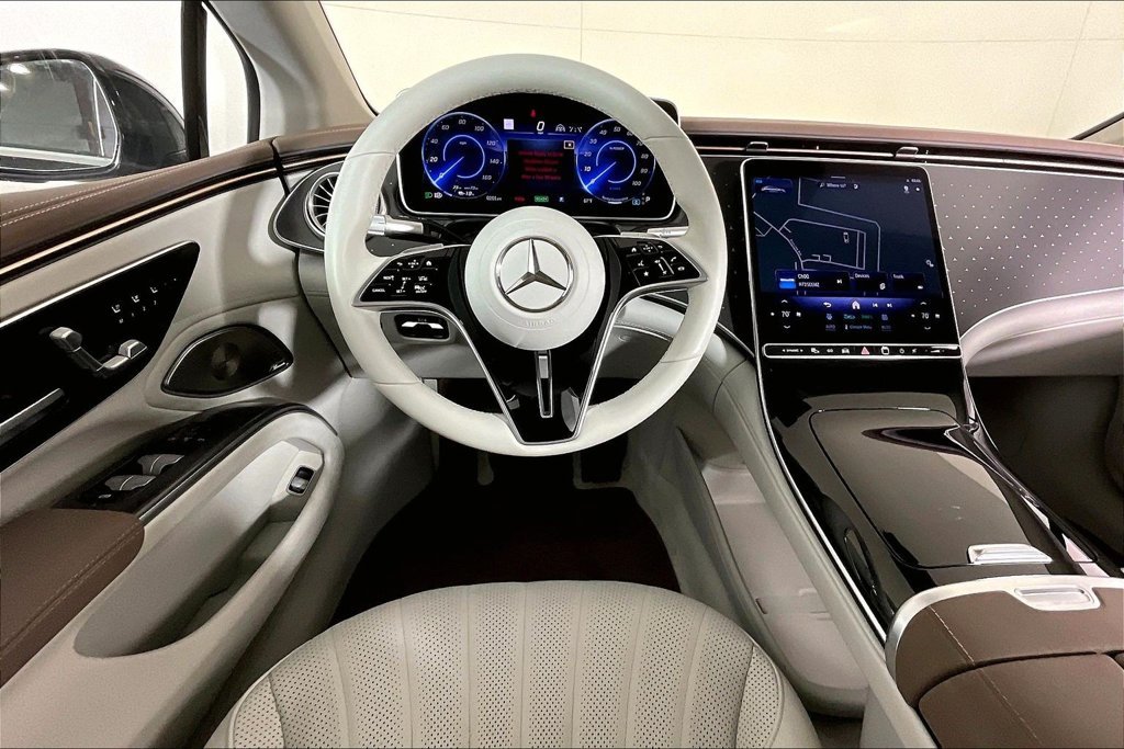 Certified Used 2023  Mercedes-Benz 450 image 5
