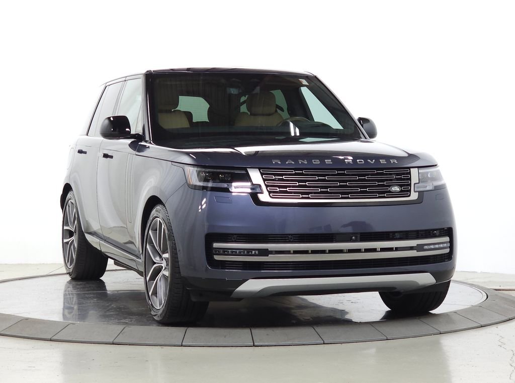 Certified Used 2025 Varesine Blue Metallic Land Rover SE image 11