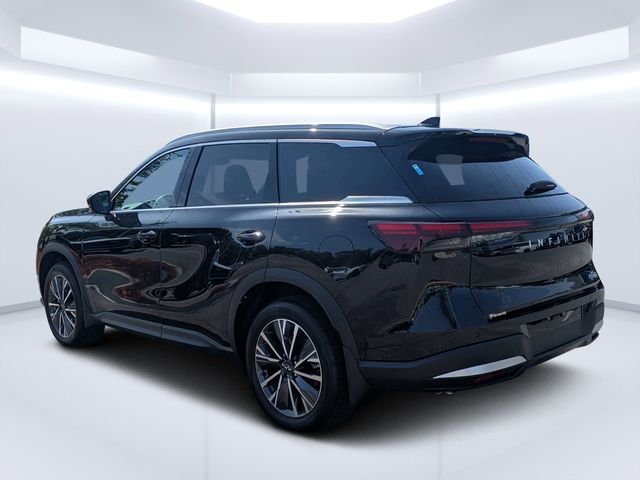 New 2027 MINERAL BLACK INFINITI Luxe FWD image 5