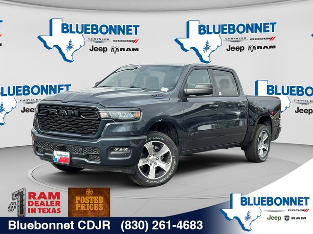 New 2026 RAM 1500 Express Crew Cab 4x4 5'7 Box