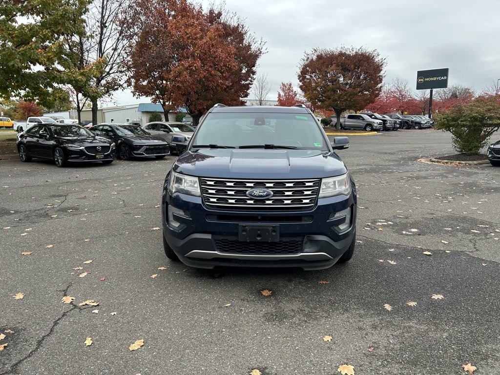 2016 Ford Explorer Limited photo 3