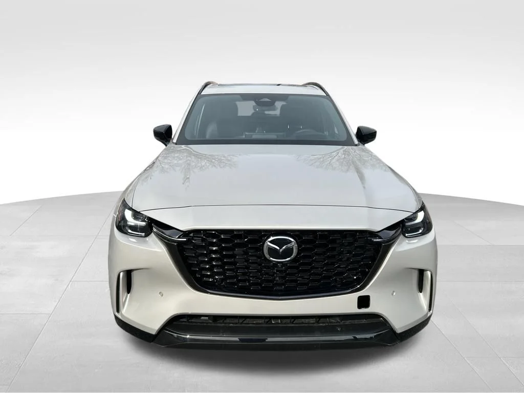 New 2026 Platinum Quartz Metallic Mazda 3.3 Turbo S Premium image 9