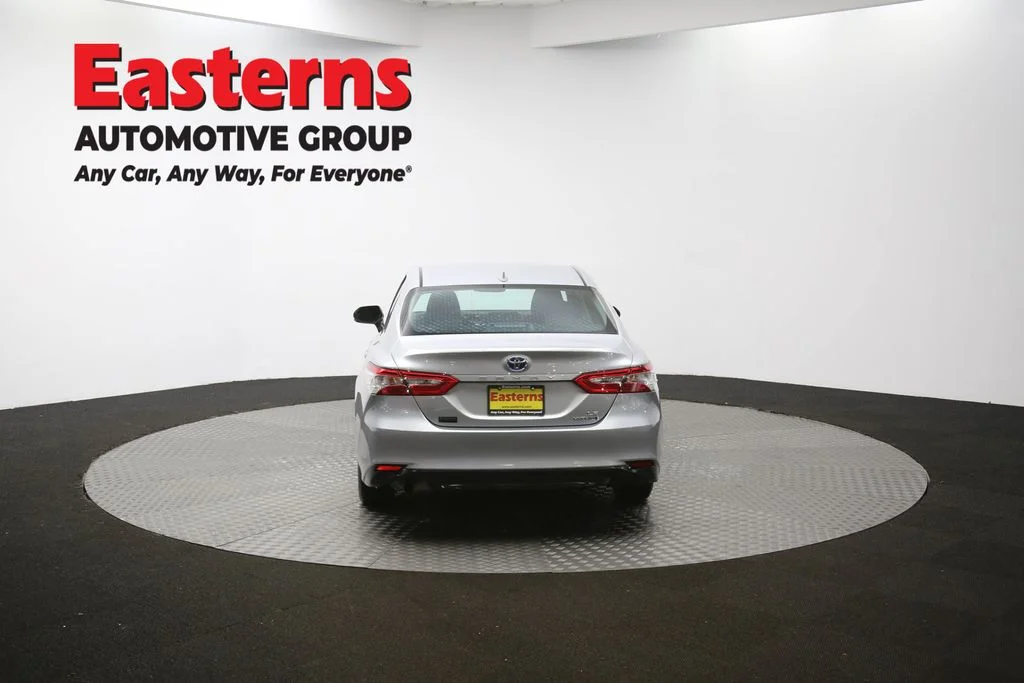 Used 2020 Silver Toyota LE image 62