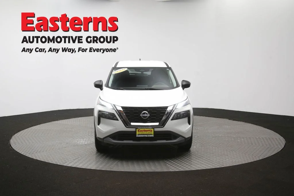 Used 2023 White Nissan S image 54