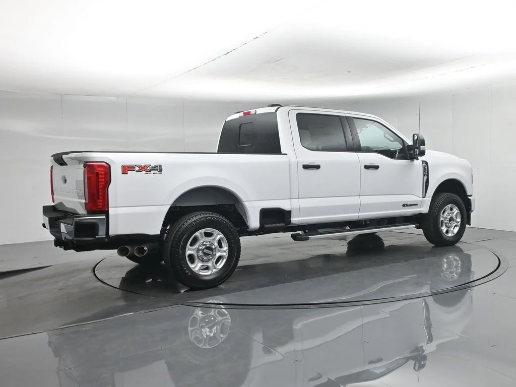 New 2026 White Ford XLT image 26