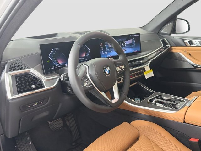 Used 2026 Mineral White Metallic BMW xDrive40i image 9