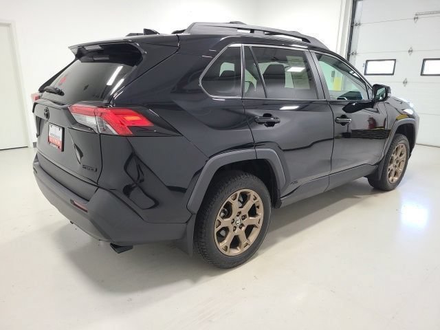 2024 Toyota RAV4 Woodland Edition - Photo 33