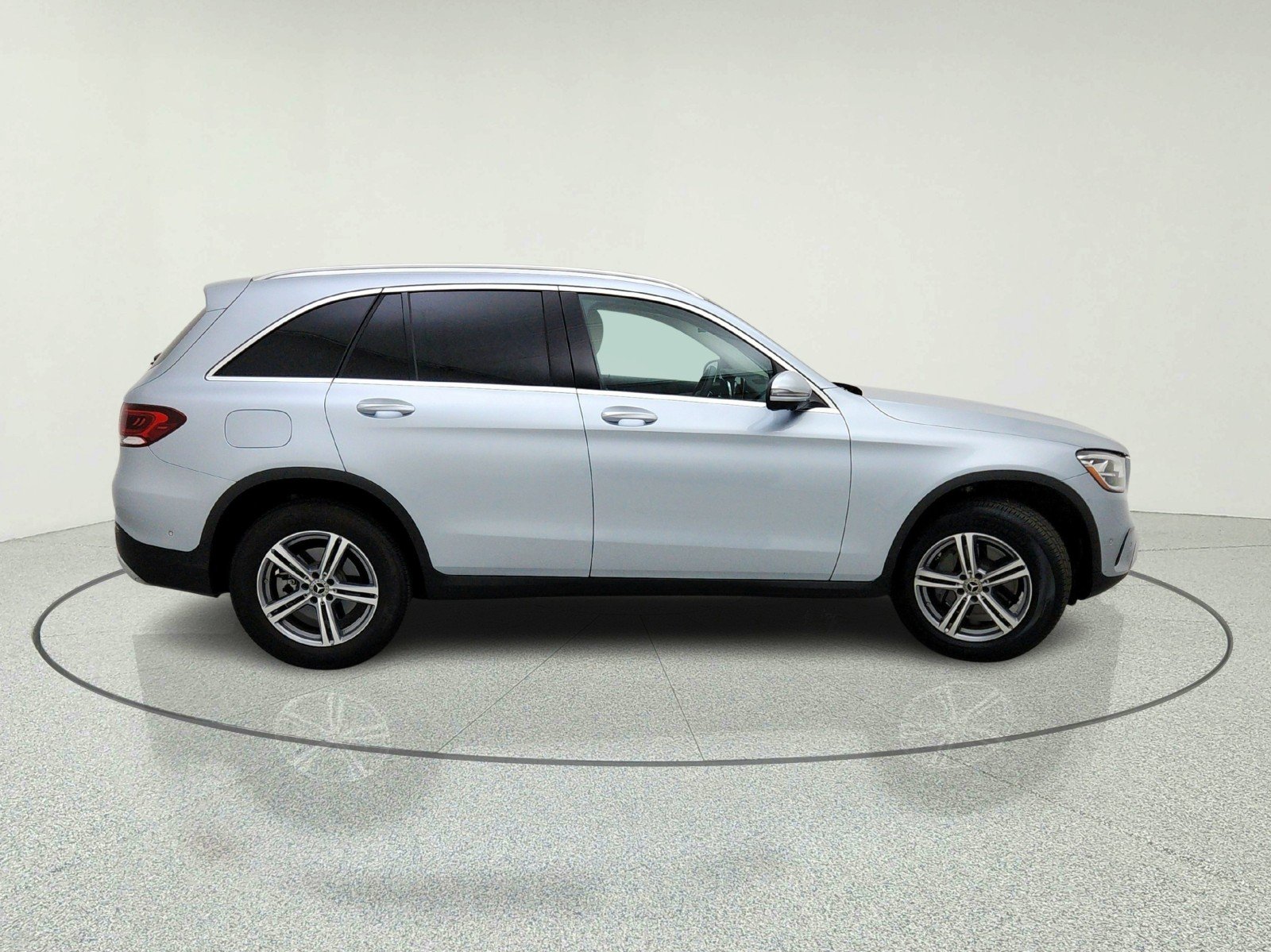 Certified Used 2021 Cirrus Silver Metallic Mercedes-Benz GLC 300 image 12