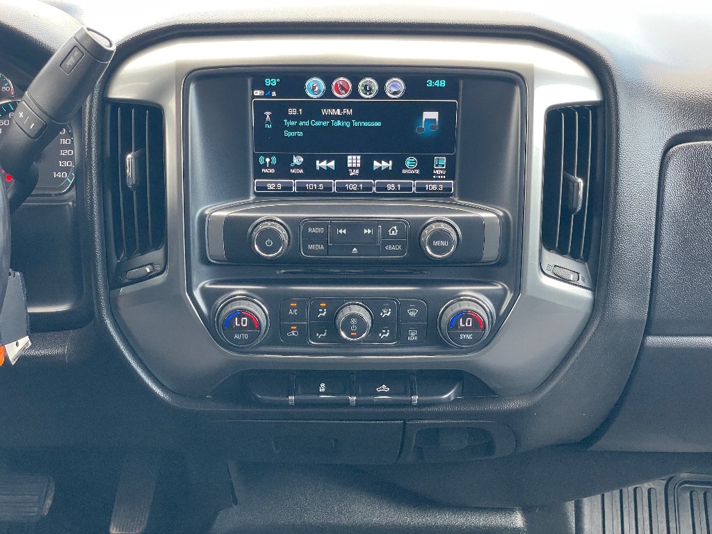 Used 2019 Summit White Chevrolet LT image 8