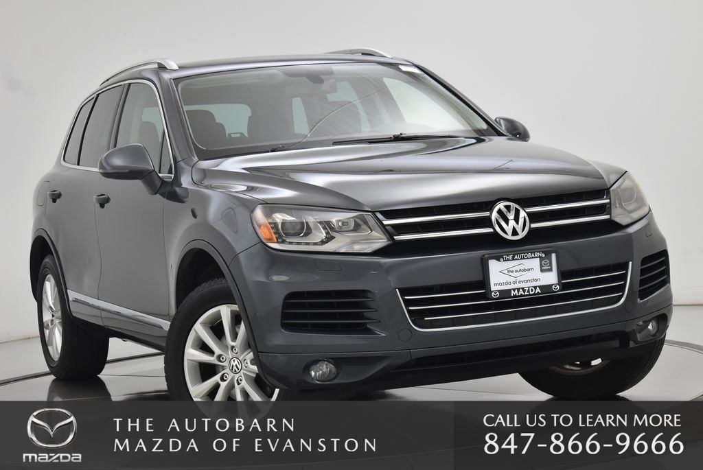 2014 Volkswagen Touareg Sport VR6 w/Navigation's photo