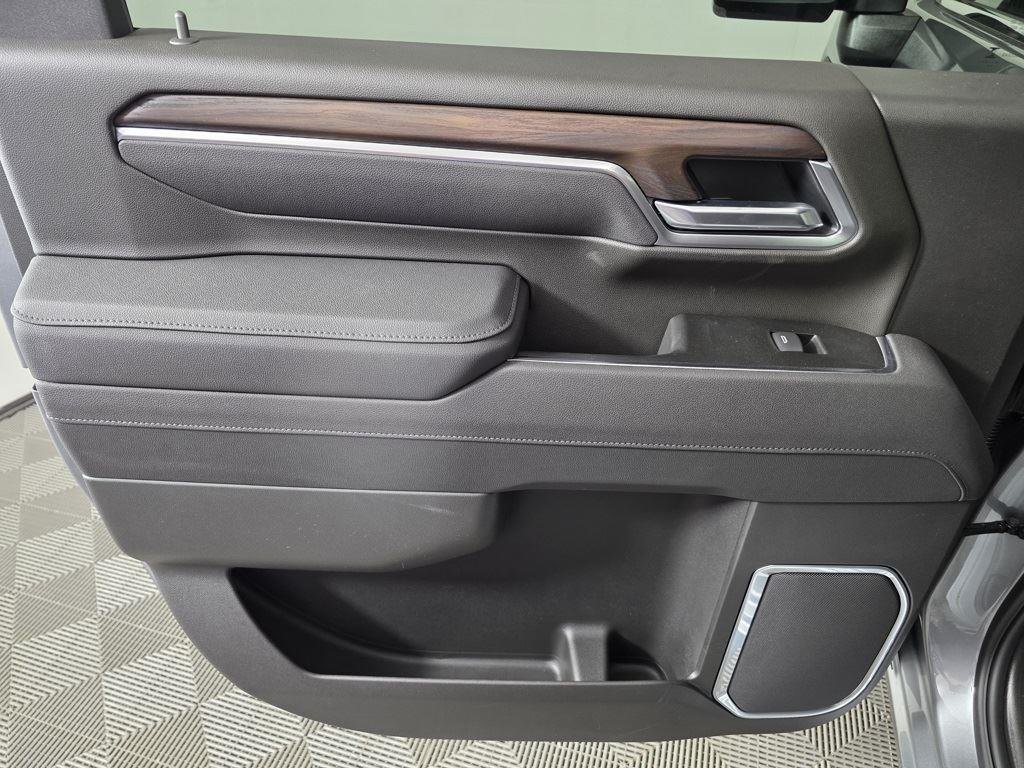 2026 GMC Sierra 2500HD SLT - Photo 15