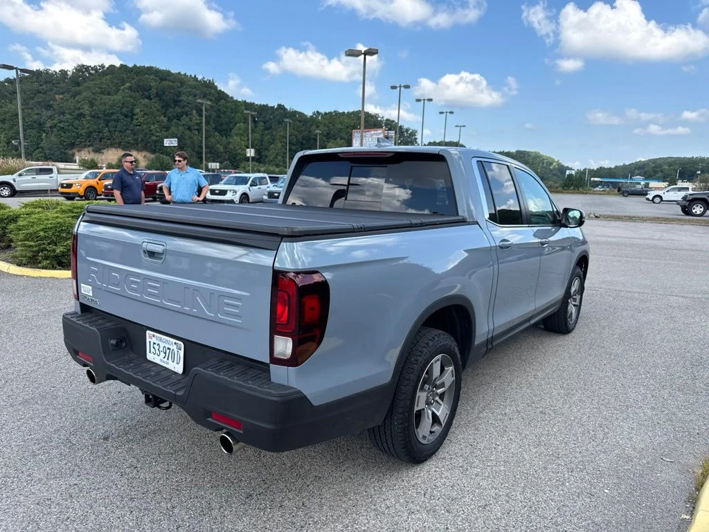Used 2026 Blue Honda RTL image 5