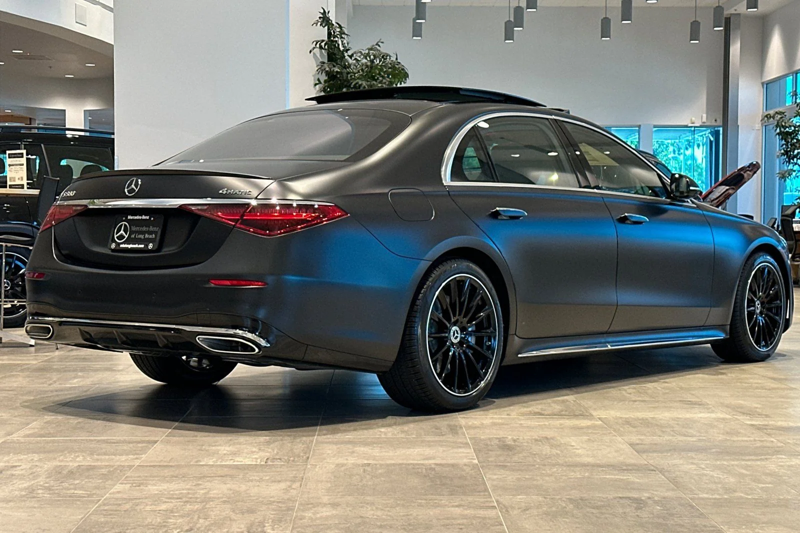 New 2026 Black Mercedes-Benz S 580 image 5