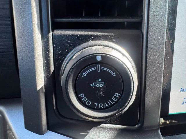 Used 2021 Blue Ford XLT image 30
