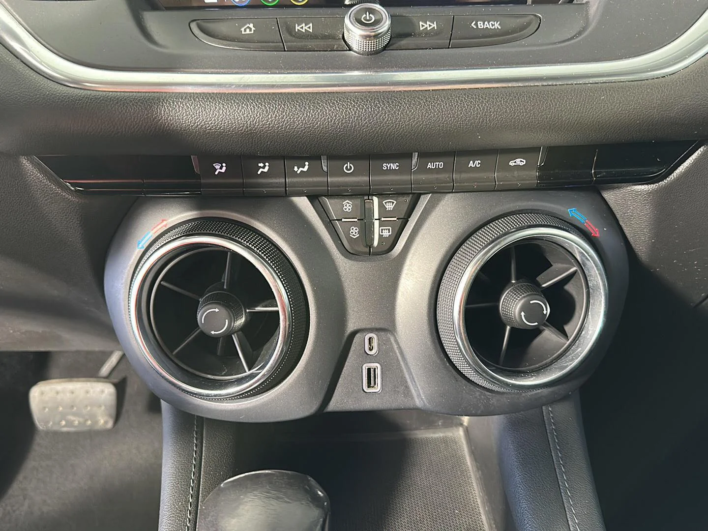 Used 2020 Graphite Metallic Chevrolet LT image 22
