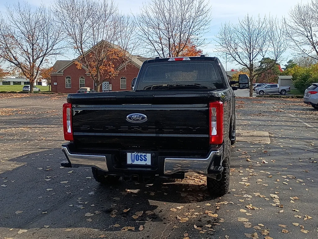 Used 2026 Agate Black Ford XL image 3