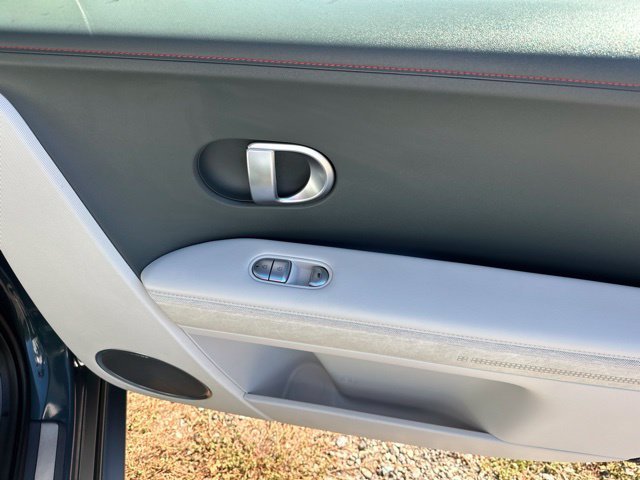 2024 Hyundai IONIQ 5 Limited - Photo 20