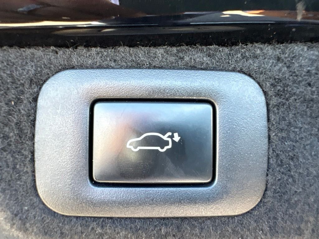 Used 2023 Black Lexus 500 Base image 16