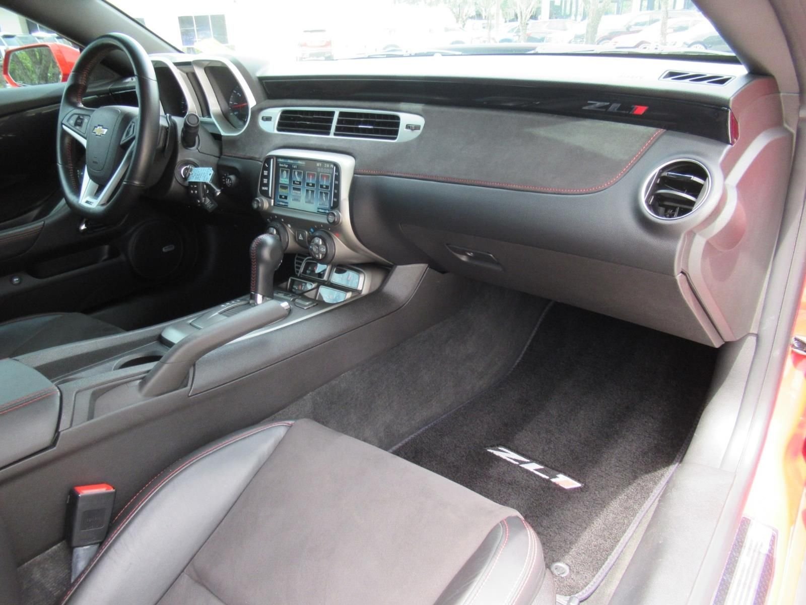 Used 2013 Red Chevrolet ZL1 image 10