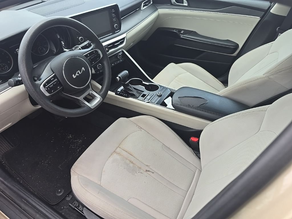 Used 2022 Beige Kia LXS image 12