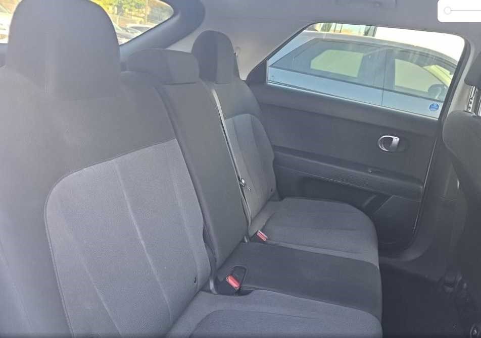 Used 2024 Gravity Gold (Matte Gold) Hyundai SEL image 10