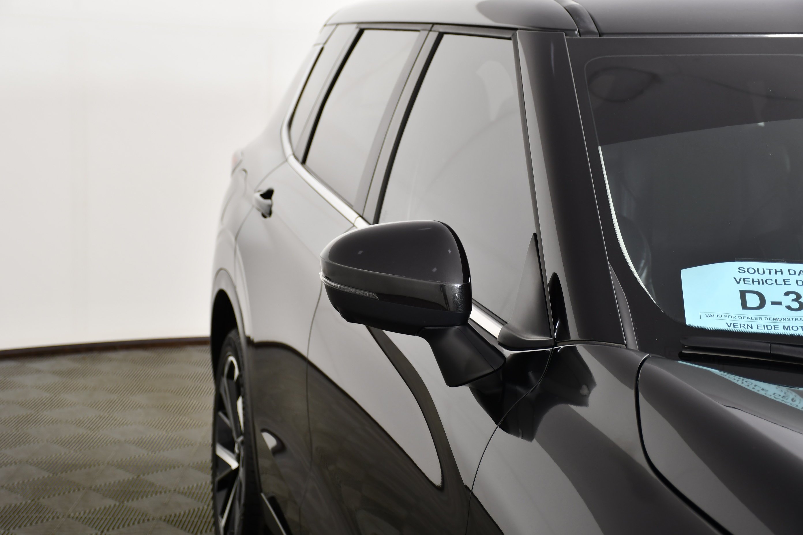 Certified Used 2024 Black Diamond Mitsubishi SE image 14