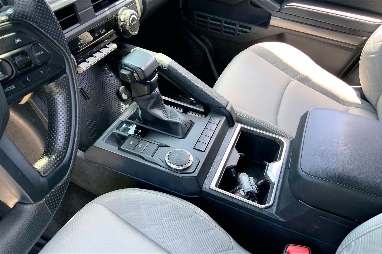 Used 2024 Ice Cap Toyota SR5 image 16