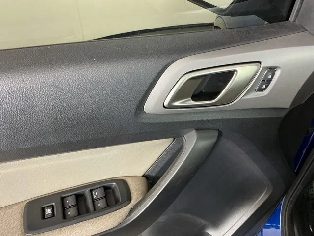 Used 2019 Blue Ford XLT image 12