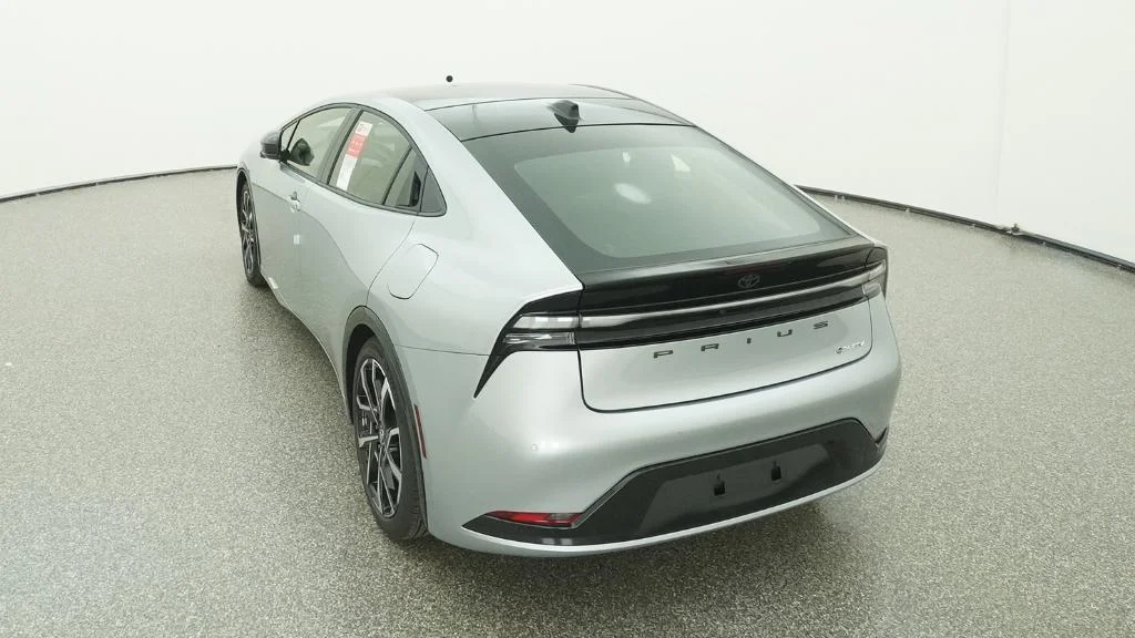 New 2026 Cutting Edge Toyota XSE image 19