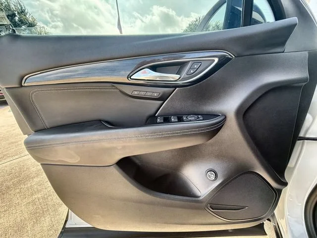 2023 Buick Envision Essence - Photo 21