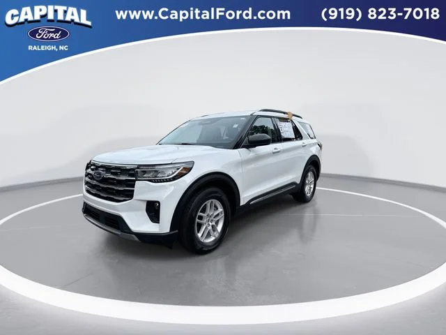 Used 2025 White Ford Active image 4