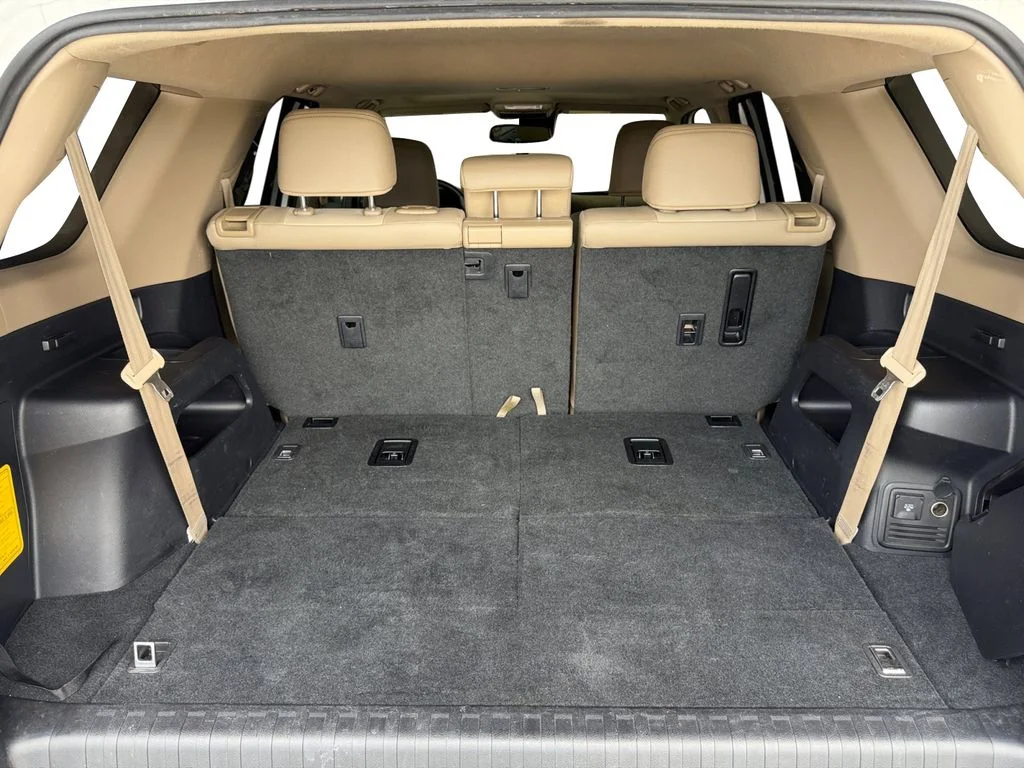Used 2022 White Toyota SR5 Premium image 13